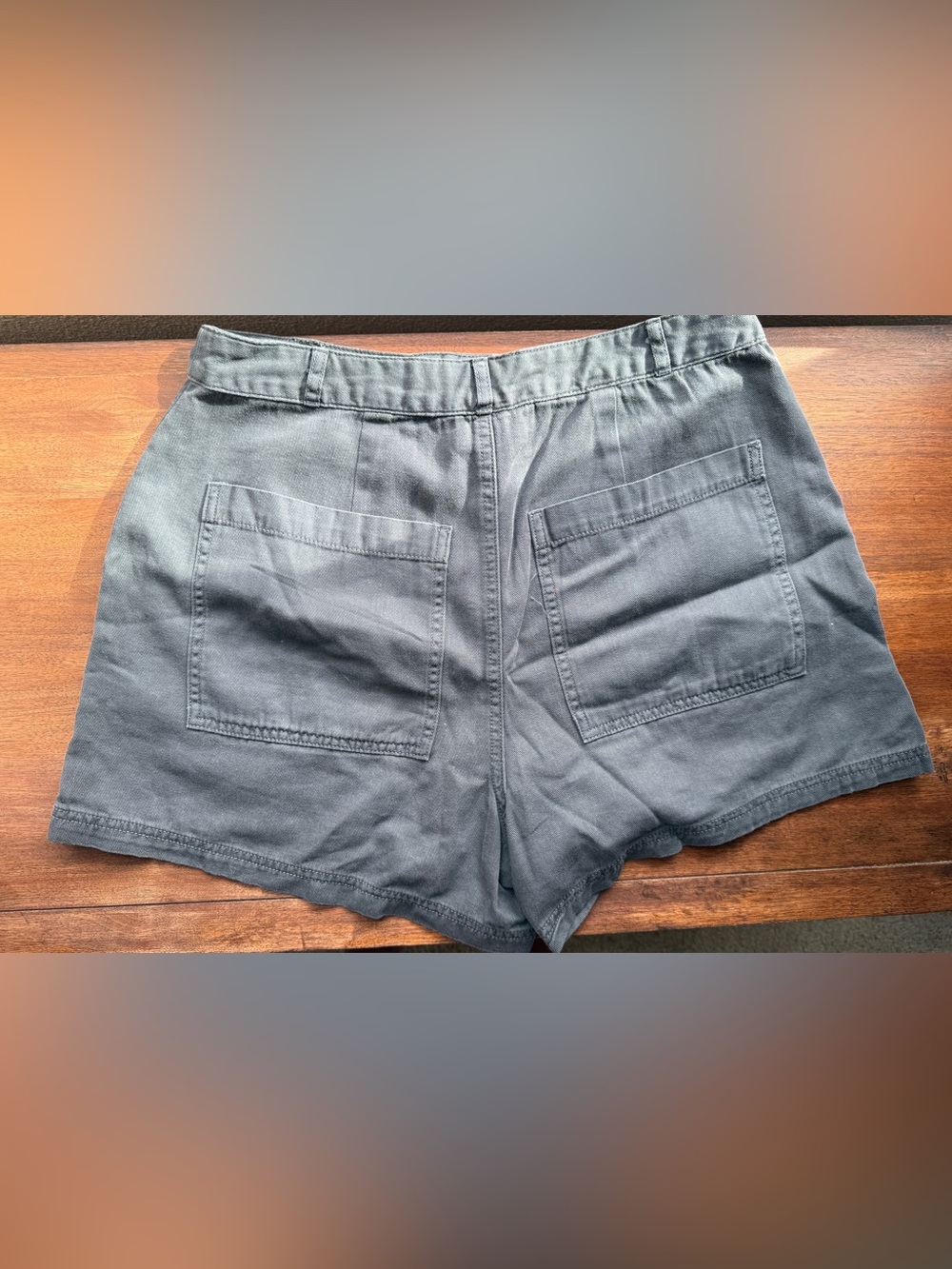 Universal Thread Shorts - Picture 2 of 3